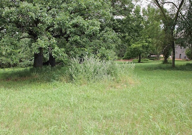 4054 Stonegate Ct, Oshkosh, WI 54904 - photo 2