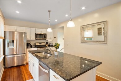 5 Hall Ave, Newport, RI 02840 - photo 5