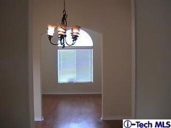 14654 Walnut Rd, Sylmar, CA 91342 - photo 3