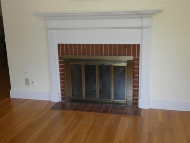2 Berkeley St, Nashua, NH 03064 - photo 4