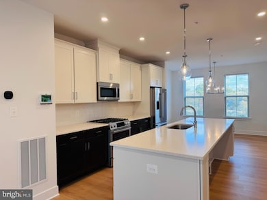 4945 Purdy Aly, Rockville, MD 20850 - photo 4