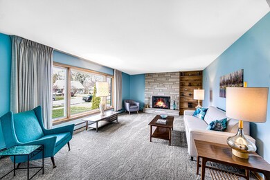 3024 Garfield Ave, Highland, IN 46322 - photo 3