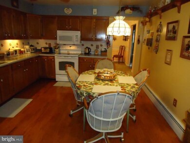 1104 Cape Ct, Sykesville, MD 21784 - photo 3