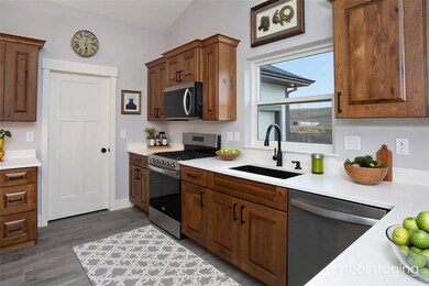 470 Sunlight Cir, Billings, MT 59101 - photo 3