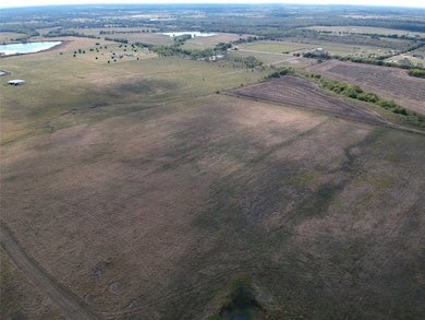 5646 N US Highway 69 unit 56 Ac, Celeste, TX 75423 - photo 6