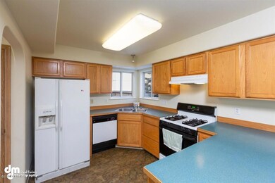 Kitchen 4