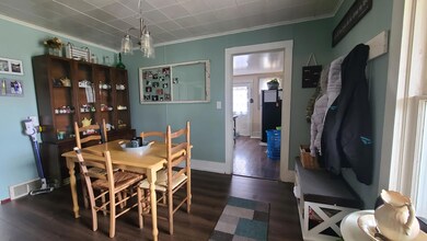 dinig room
