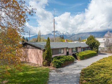 283 Hattie Lane-11