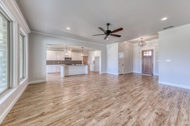 305 Falcon Ct, Springtown, TX 76082 - photo 7