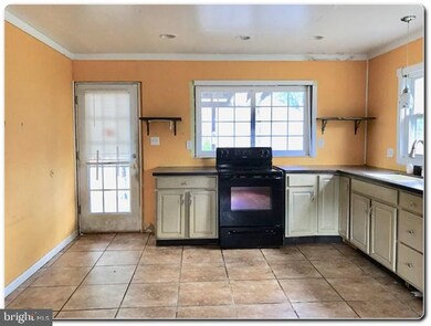 501 Whitall Ave, Millville, NJ 08332 - photo 5