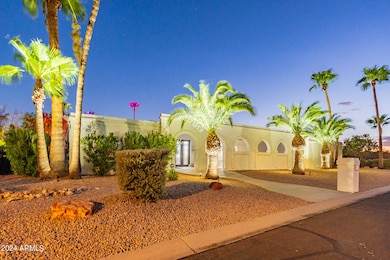 4639 E Mountain View Ct, Phoenix, AZ 85028 - photo 4