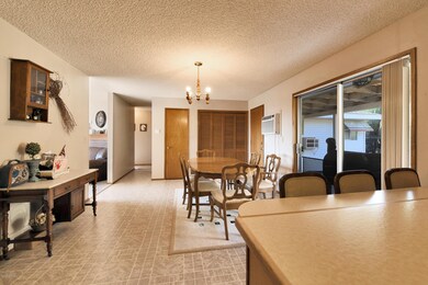 4. Unit B Dining Area