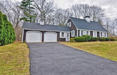 15 Highland St, Hopedale, MA 01747 - photo 2