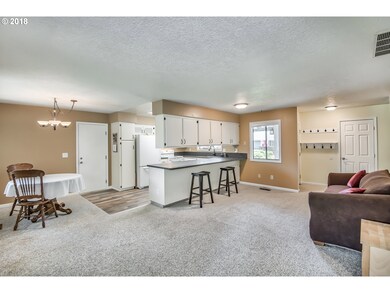 Living Room/Dining Room