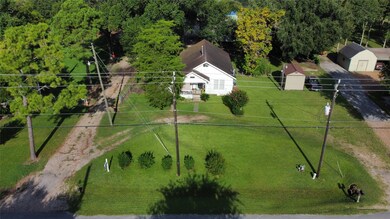 2722 Richmond St, Needville, TX 77461 - photo 3