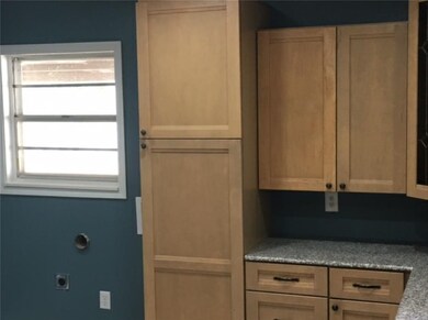 320 Iris Park Dr, Pineville, LA 71360 - photo 3