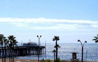 Steps to the pier and sand 