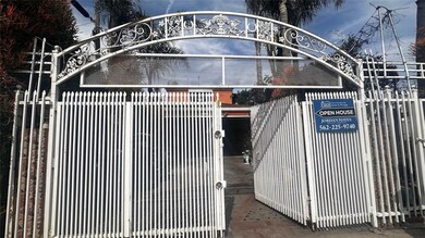 115 E 75th St, Los Angeles, CA 90003 - photo 2