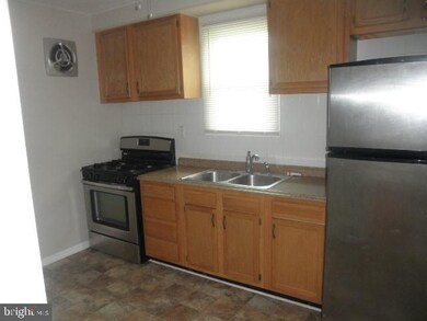 5922 Eurith Ave, Baltimore, MD 21206 - photo 6