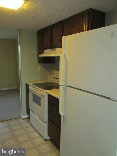 6628 Haydown Ct, Frederick, MD 21703 - photo 2