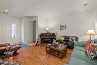 08-Living Room