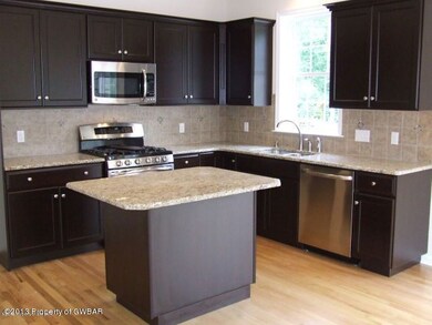 229 Twins Ln, Mountain Top, PA 18707 - photo 3