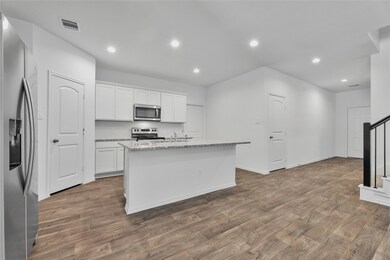 25058 Lindsey Ln, Magnolia, TX 77354 - photo 2