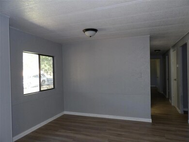 4711 Albatross Dr, Granbury, TX 76049 - photo 3