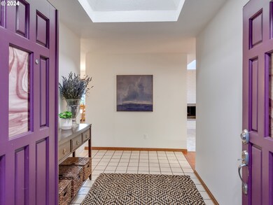 17681 Leafy Ln, Lake Oswego, OR 97034 - photo 3