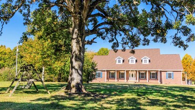 220 Old Highway 18 unit 220, Tennessee Ridge, TN 37178 - photo 2