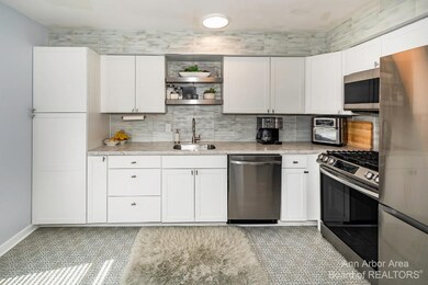 2757 Page Ave unit 66, Ann Arbor, MI 48104 - photo 3