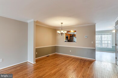 9315 Sombersby Ct, Laurel, MD 20723 - photo 5