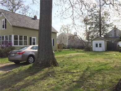 1099 Bullocks Point Ave, Riverside, RI 02915 - photo 3