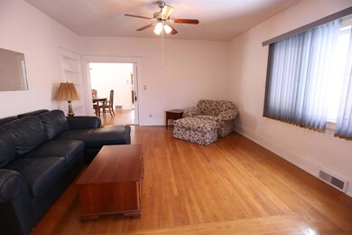 6. Living Room V1