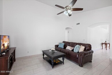 06-Living Area