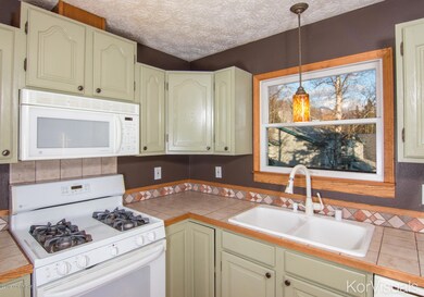8847 Kak Island Interiors-7