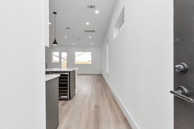 3233 Dixie Dr, Houston, TX 77021 - photo 4