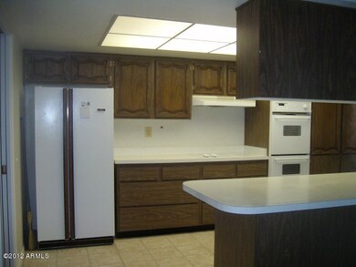 10825 W Cameo Dr, Sun City, AZ 85351 - photo 4