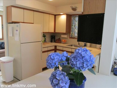 13 Vickers St, Edgartown, MA 02539 - photo 3