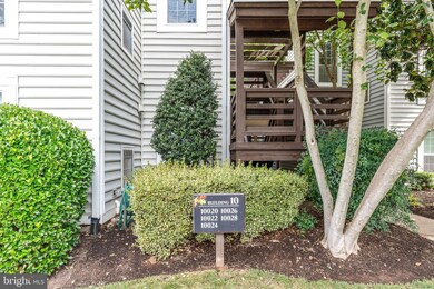 10028 Oakton Terrace Rd unit 10028, Oakton, VA 22124 - photo 2
