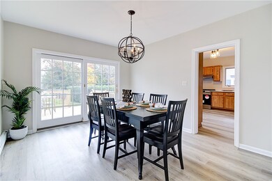 492 Winter St, Woonsocket, RI 02895 - photo 5