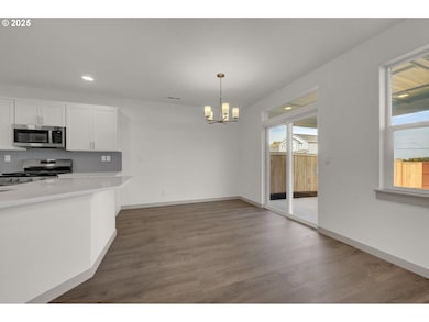 5645 Magnificence Way, Eugene, OR 97402 - photo 4