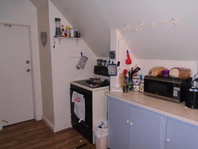 Apt 3 Kitchen