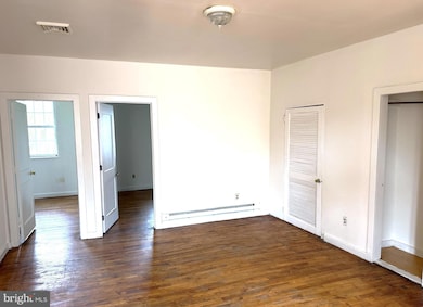 8 Maple St, Gettysburg, PA 17325 - photo 3