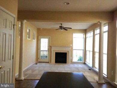 8276 Laurel Heights Loop, Lorton, VA 22079 - photo 4