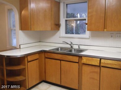 11 Elm St, Harpers Ferry, WV 25425 - photo 3