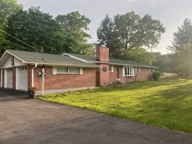 1200 Edgewood Dr unit 1200, Manchester, TN 37355 - photo 3