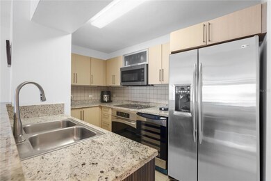 305 Calle Villamil unit 1508, San Juan, PR 00907 - photo 5
