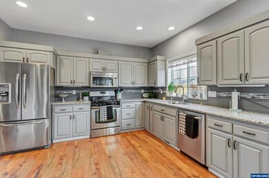 7366 Pineview St NE, Keizer, OR 97303 - photo 7