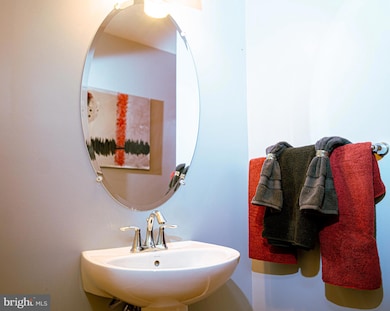 8507 Crooked Tree Ln, Laurel, MD 20724 - photo 5